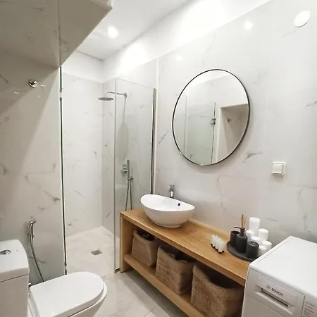 Menta Boutique House In Old Town *